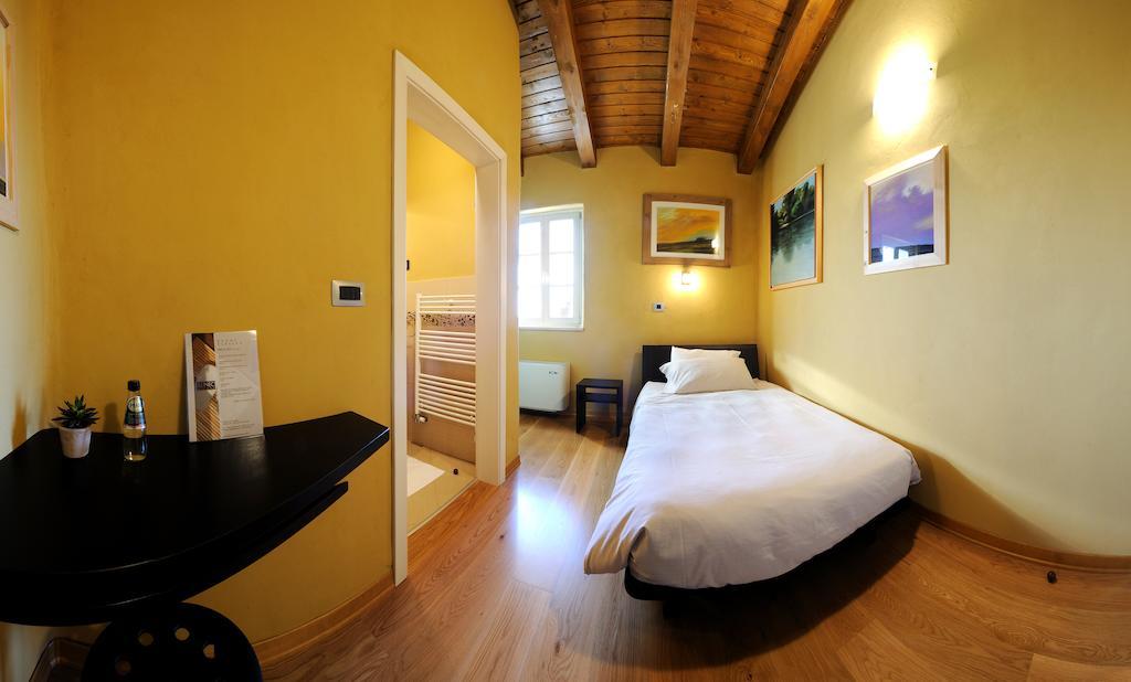 Klinec Plesivo Art Rooms Dobrovo Habitación foto